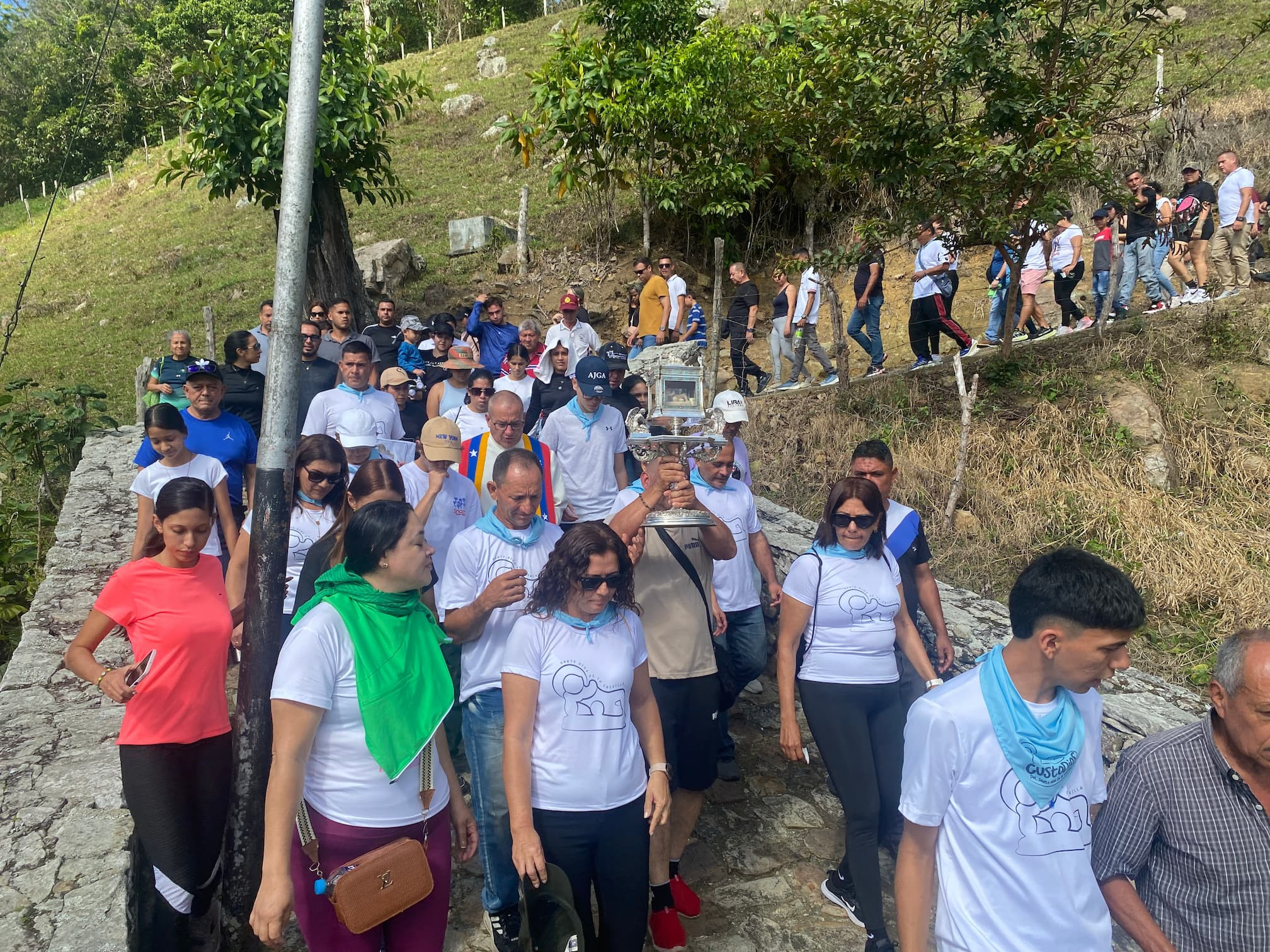 Diario Frontera, Frontera Digital,  Mocoties, ,Zea se desbordó de fe en la tradicional "Bajada del Santo Niño de la Cuchilla" este 31 de diciembre