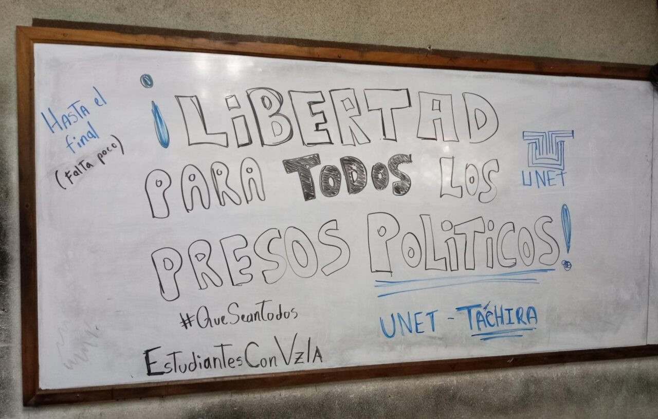 Diario Frontera, Frontera Digital,  Nacionales, ,Mensajes de protesta por los presos políticos aparecen en al menos 20 universidades del país