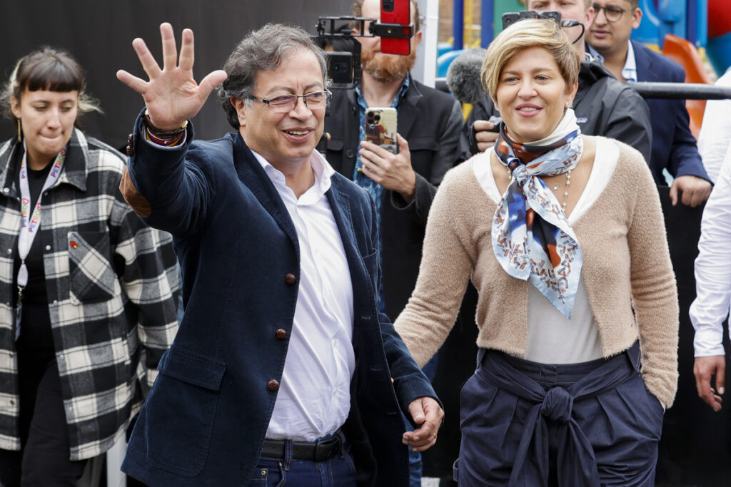 Diario Frontera, Frontera Digital,  Internacionales, ,Alcocer, quien ha estado en el ojo del huracán desde que su esposo asumió la presidencia, se convierte en el rostro de un dilema que podría afectar la estabilidad del gobierno,La sombra del narcotráfico alcanza a la exprimera dama de Colombia