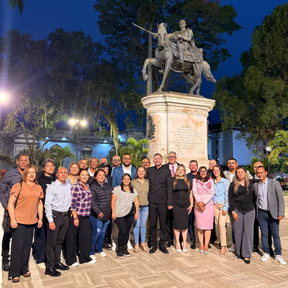 Frontera Digital,  Regionales,  Alcalde Nelson Álvarez entregó primera etapa de recuperación de la plaza Bolívar