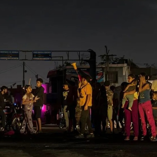 Frontera Digital,  Nacionales,  Se registraron nuevas protestas nocturnas en varios estados debido a la intensificación de apagones