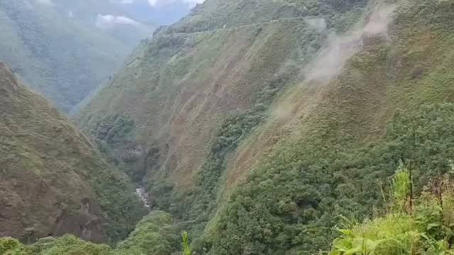 Diario Frontera, Frontera Digital,  Sucesos, ,Tragedia en la vía Barinas-Mérida: Bus cae al vacío en el sector La Campana