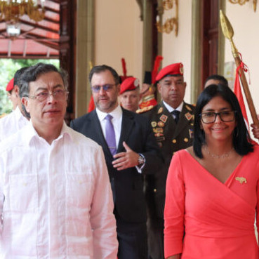 Frontera Digital,  Nacionales,  Petro y Delcy acuerdan elaborar acciones militares contra grupos armados en la frontera