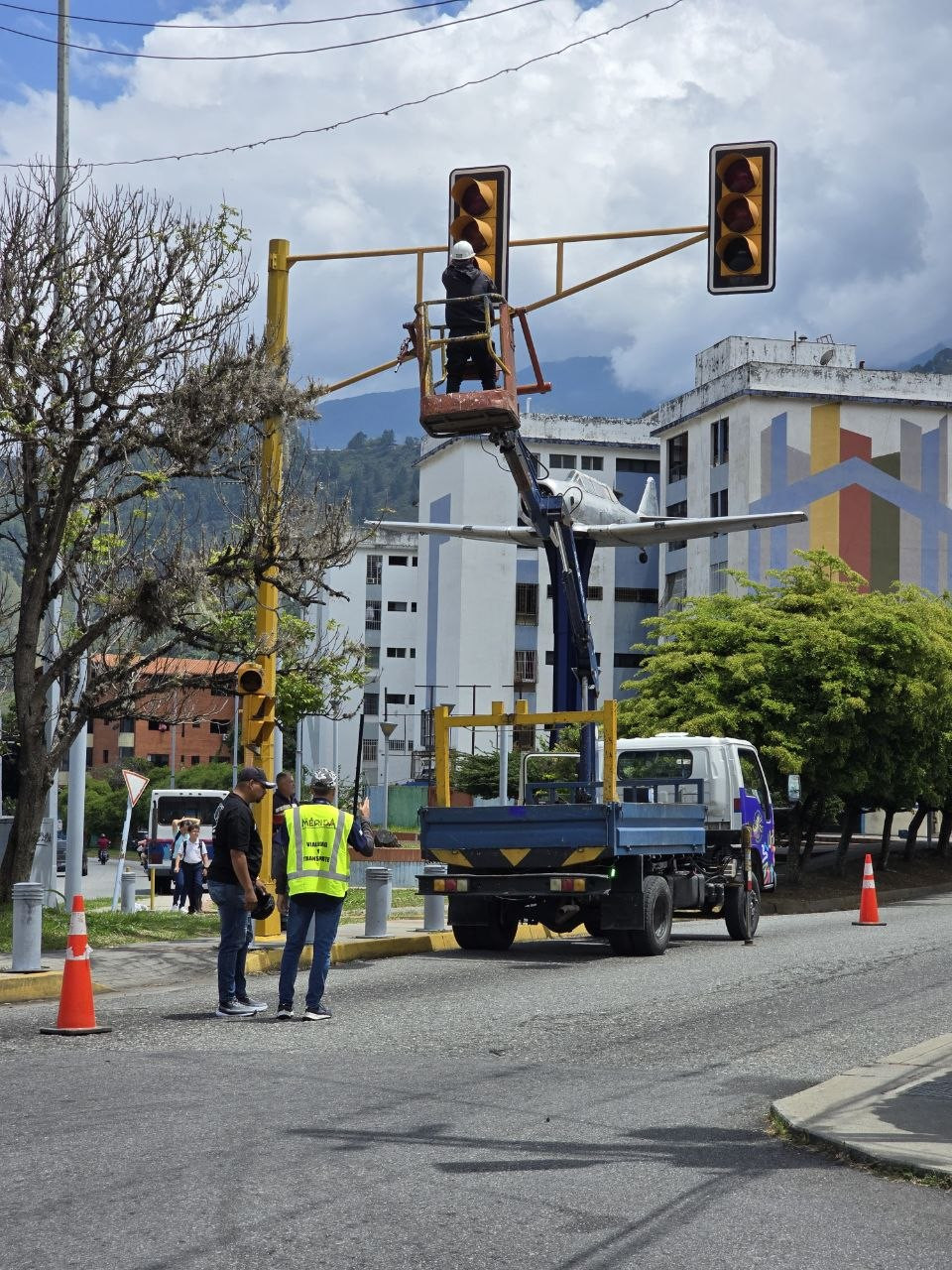 Diario Frontera, Frontera Digital,  Regionales, ,Alcaldía de Mérida y Tromerca optimizan red de semaforización en operativo conjunto