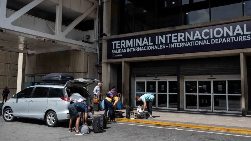 https://fronteradigital.com.ve/EFE: Venezuela notifica a aerolíneas que la compra de su combustible debe pagarse a EE UU