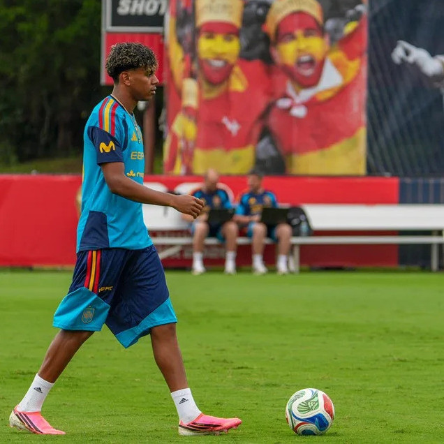 Frontera Digital,  Deportes, Copa Mundial FIFA 2026,  Lamine Yamal, Nico Williams y Víctor Muñoz, bajas ante Perú, no viajan a Puebla