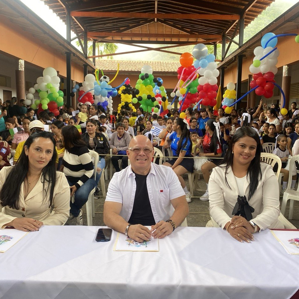 Frontera Digital, Diario Frontera, Escuela Félix Román Duque dio inicio al "Mundialito 2026" en Zea