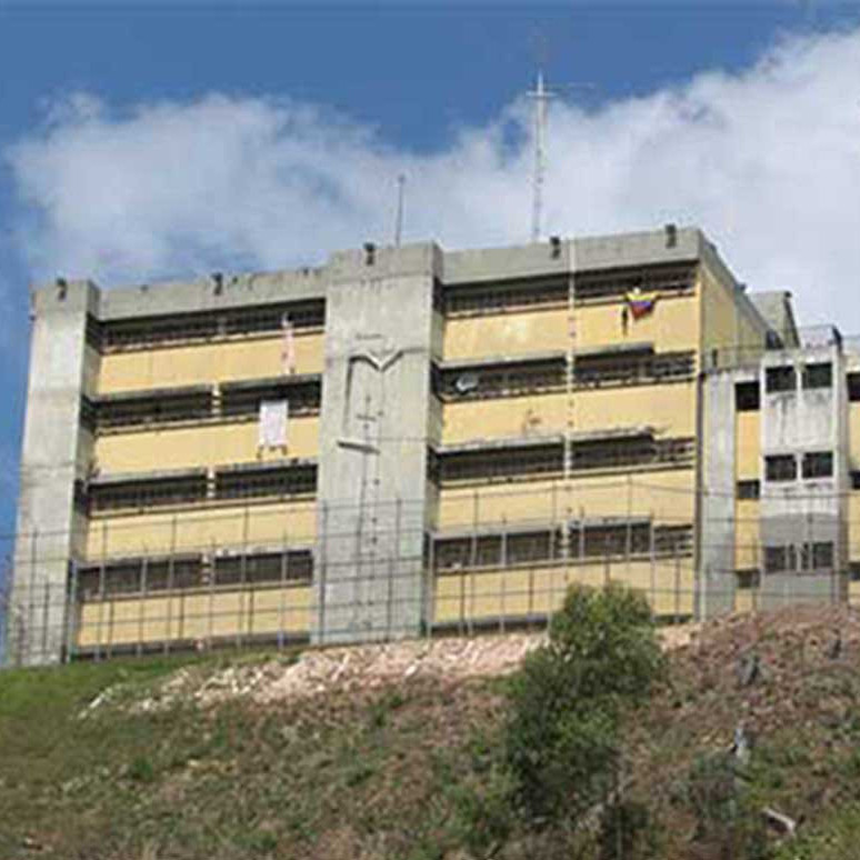 Frontera Digital,  Nacionales,  Excarcelan a 51 militares de Ramo Verde por casos menores y al preso político Reinaldo Finol