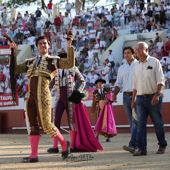 Frontera Digital, Diario Frontera, “Colombo” agranda historial galo indultando un toro en Mimizan