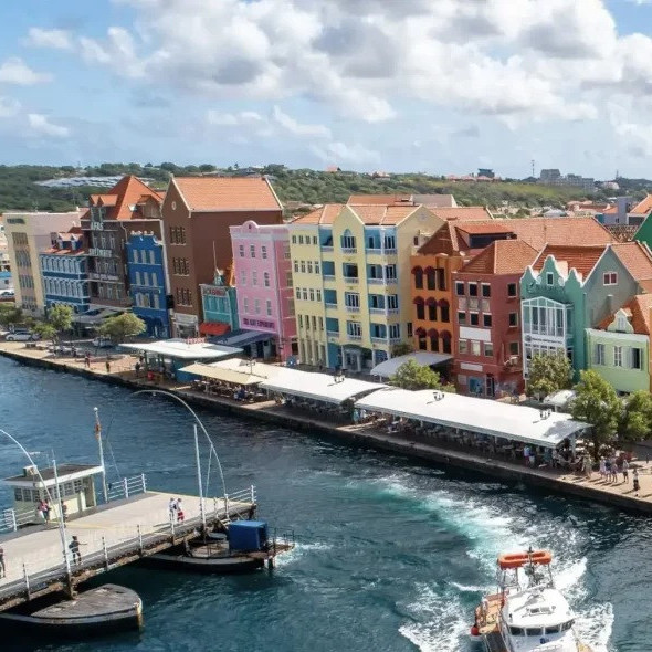 Frontera Digital,  Internacionales,  Curazao evalúa eliminar el requisito de visado para venezolanos ante fuerte caída del turismo