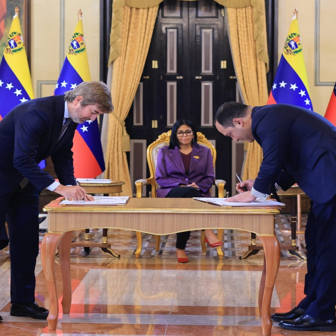 Frontera Digital,  Nacionales,  Delcy Rodríguez lideró firma de Memorando de Entendimiento entre PDVSA y Repsol