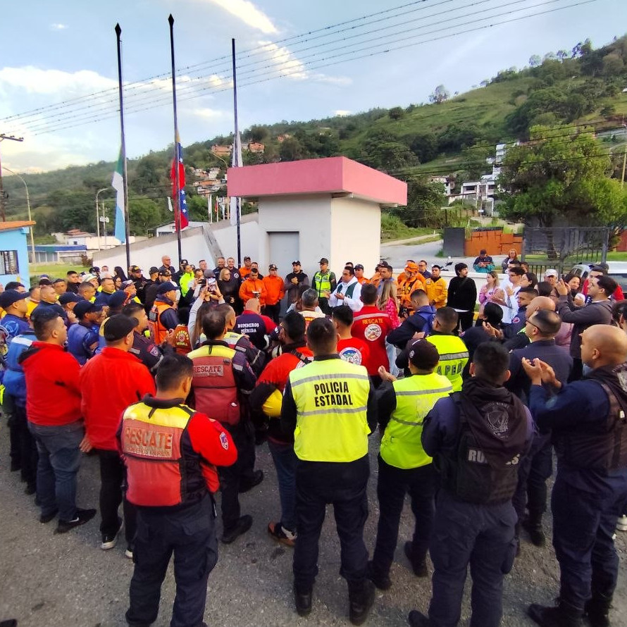Frontera Digital,  Regionales,  5ta. avanzada: Mérida envía un contingente de 112 funcionarios a La Guaira