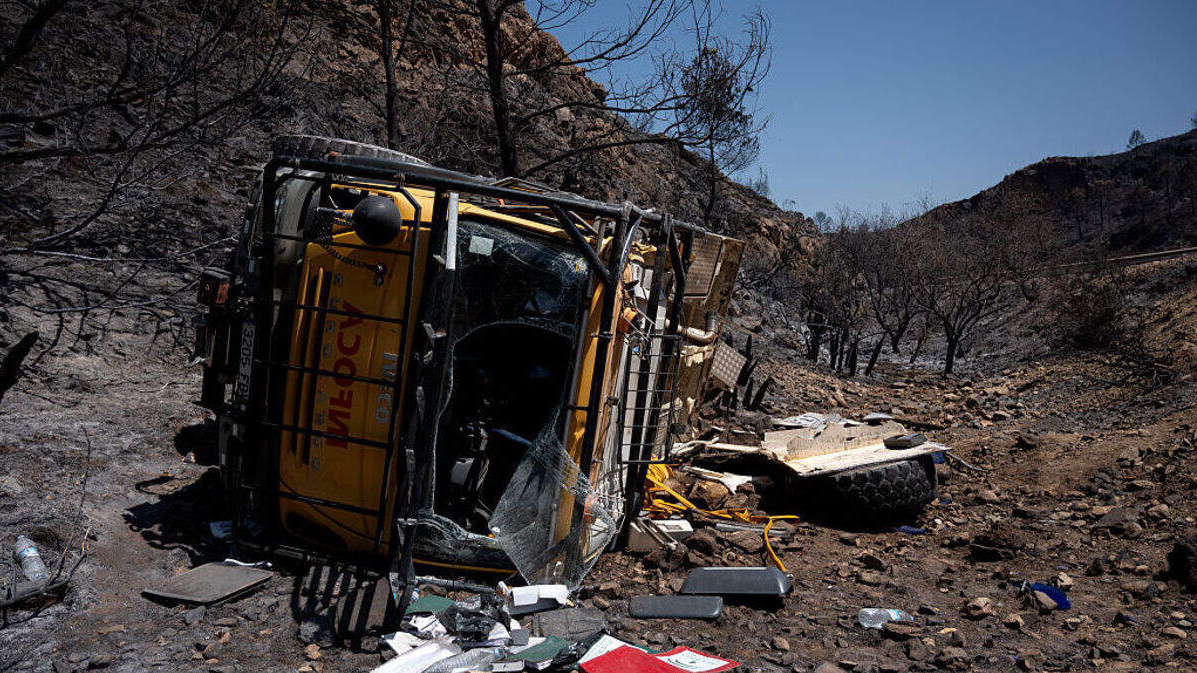https://fronteradigital.com.ve/Autoridades afirman que controlaron el voraz incendio en Almería con saldo de 13 muertos