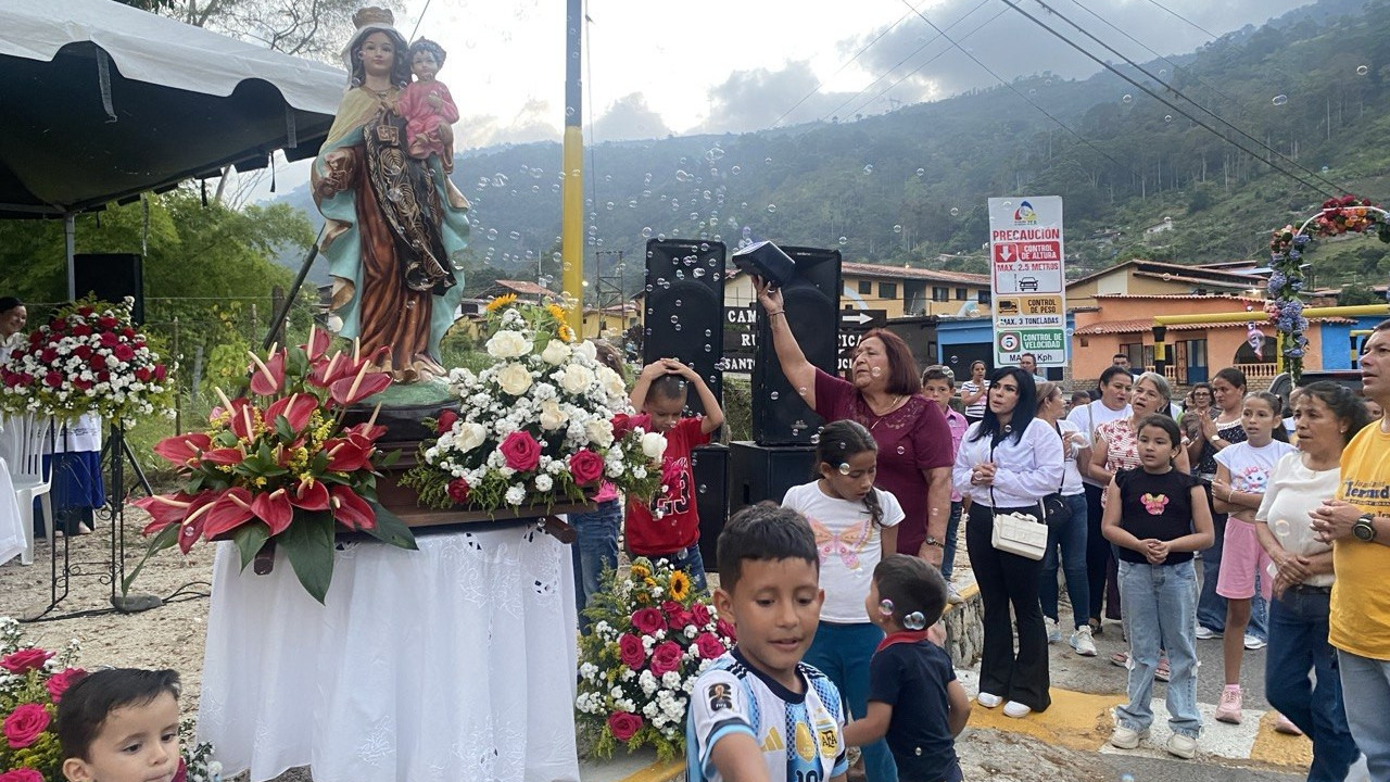 https://fronteradigital.com.ve/Zea renovó su fe mariana durante la celebración en honor a la Virgen del Carmen