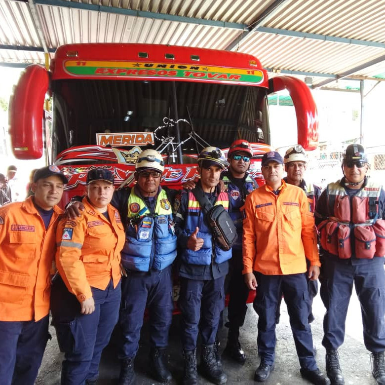 Frontera Digital, Diario Frontera, Parte cuarta avanzada de funcionarios del Eje del Mocotíes hacia La Guaira tras terremoto en Caracas