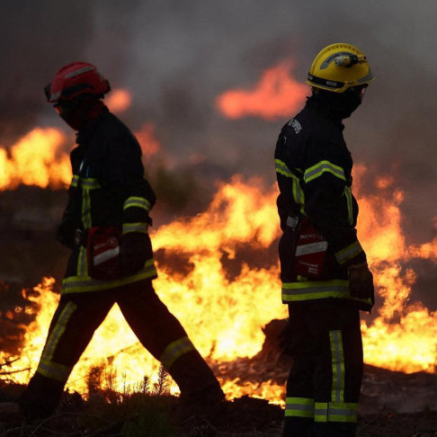 Frontera Digital,  Internacionales,  Más de 220.000 personas evacuadas en suroeste de Francia por violentos incendios forestales