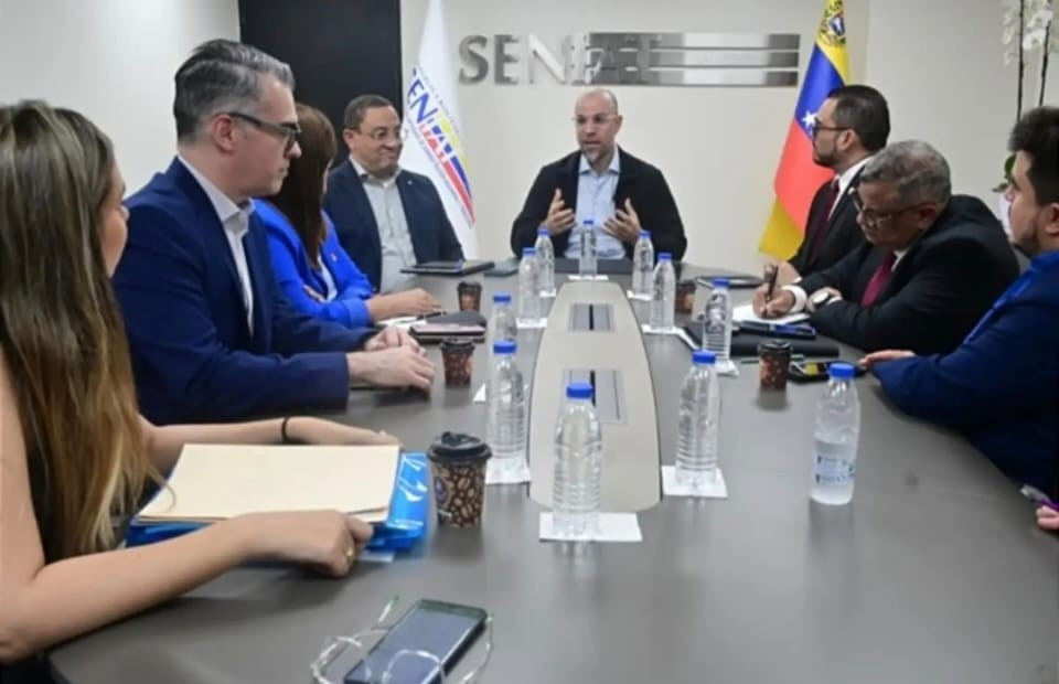 Diario Frontera, Frontera Digital,  Nacionales, ,Durante las jornadas de trabajo, Maniglia destacó la importancia de la colaboración con el sector técnico especialista para optimizar la gestión fiscal del país,ara mí

Román Maniglia impulsa transformación del SENIAT 
mediante nueva visión MODA junto a gremios técnicos y tributarios