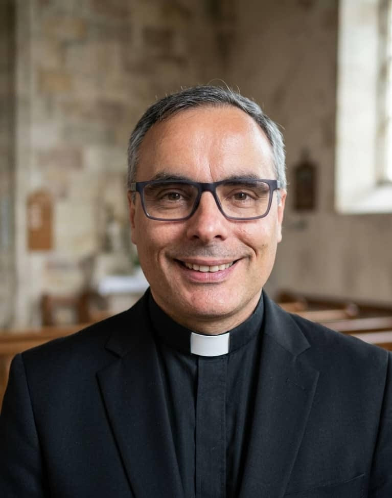 Diario Frontera, Frontera Digital,  Opinión, ,Sobre el uso del “cuello clerical” (I) por padre Javier Gomez Graterol