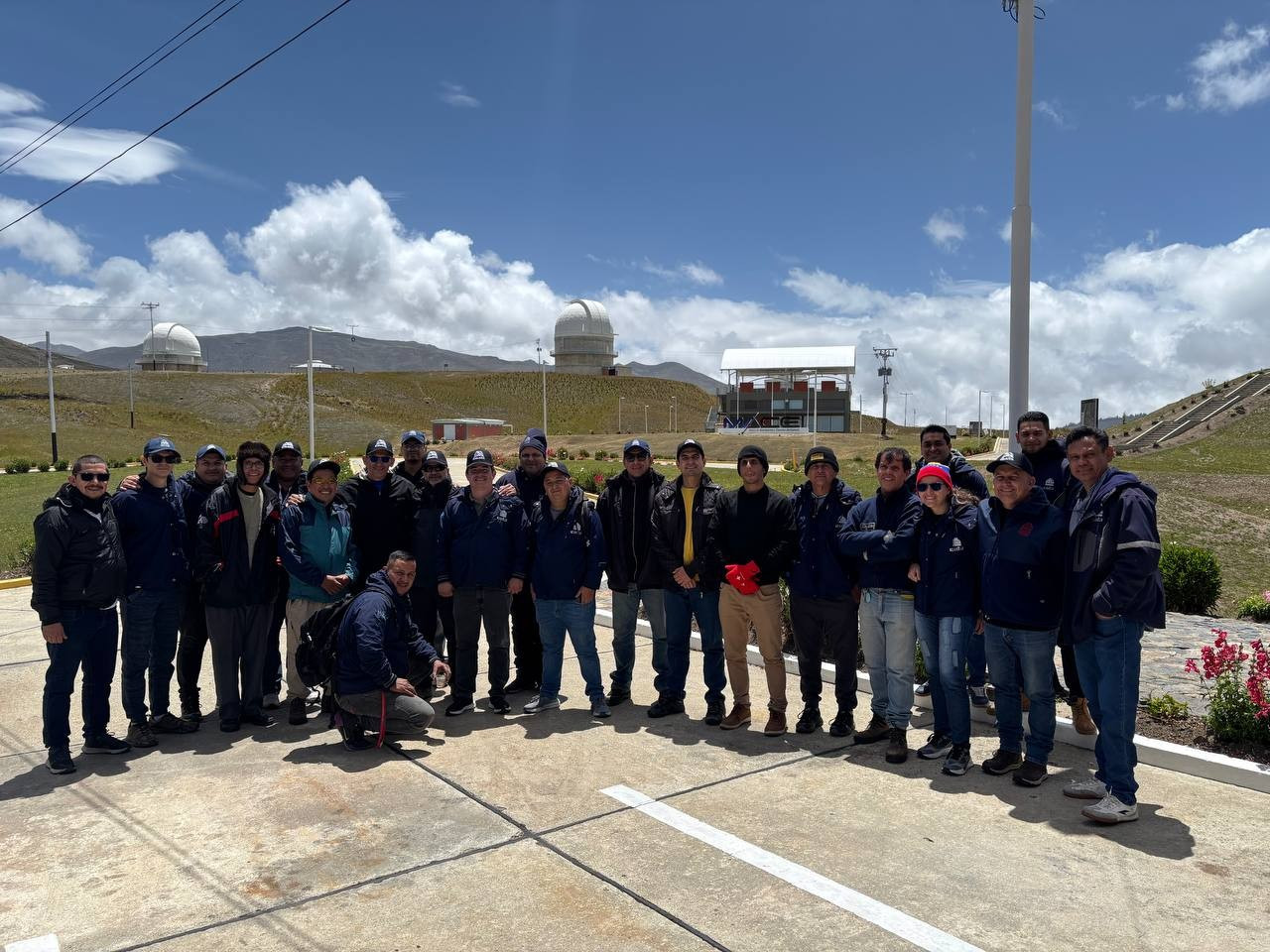 Diario Frontera, Frontera Digital,  Tecnología, ,El Dr. José López, profesor investigador de la Universidad Central de Venezuela (UCV), coordinador de la Escuela de Física, destacó la importancia de la visita, para verificar todo lo concerniente al lugar donde se ubicará el detector,Expertos inspeccionan espacios del OAN 
para la instalación del detector Cherenkov de agua