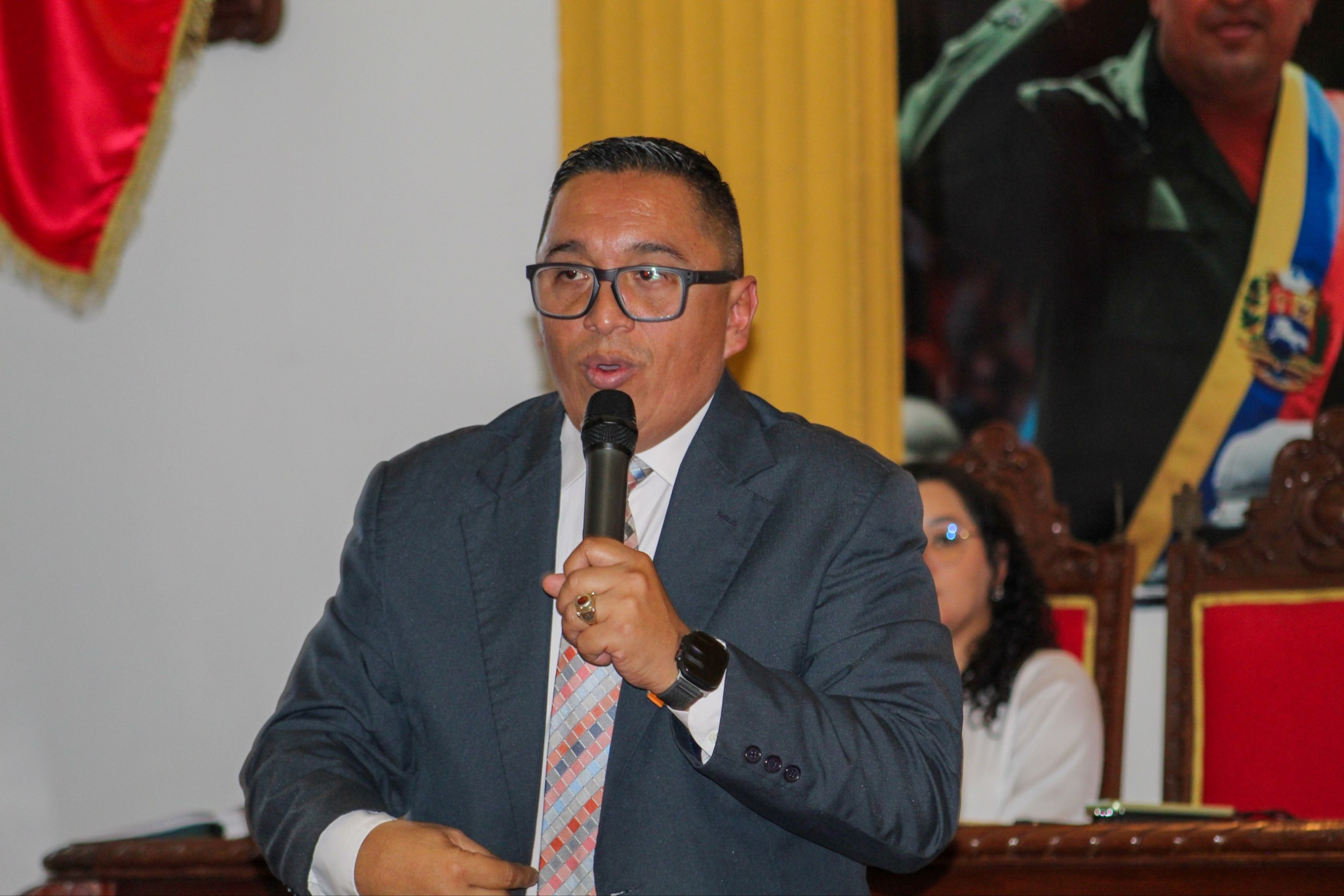 Diario Frontera, Frontera Digital,  Regionales, ,El Abog. Carlos Calderón, Contralor del Estado Mérida, desarrolló una ponencia sobre el Sistema Nacional de Control Fiscal, con especial énfasis en los procesos de control previo y posterior,CLEBM fortalece formación de jóvenes parlamentarios en materia de control fiscal
