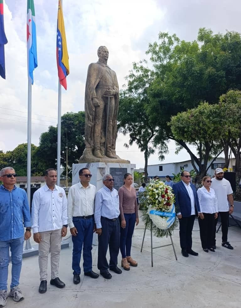 Diario Frontera, Frontera Digital,  El Vigía Panamericana, ,"Inversión sencilla pero que muestra que la voluntad es suficiente para recuperar los espacios públicos de nuestro municipio, la plaza General José Antonio Páez es parte de un conjunto de espacios públicos que hemos venido recuperando", expresó Lisandro Segura,Lisandro Segura reinauguró plaza General José Antonio Páez de El Vigía