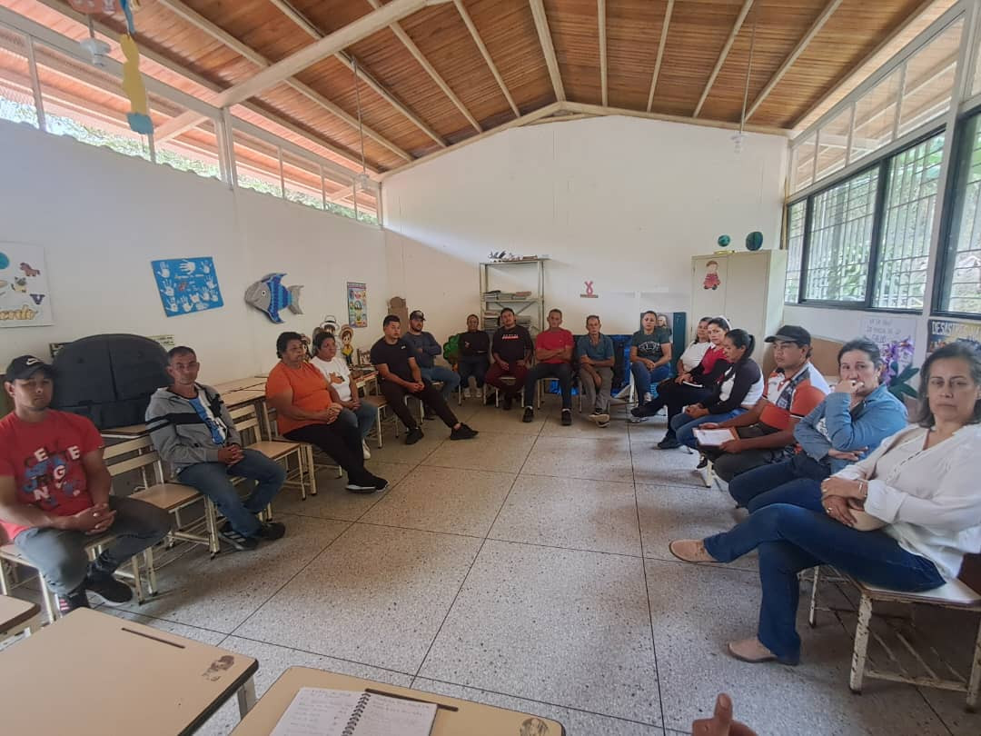 Diario Frontera, Frontera Digital,  Regionales, ,Este importante programa se ejecuta gracias al financiamiento del Programa de Pequeñas Donaciones (PPD) del Fondo para el Medio Ambiente Mundial (FMAM), implementado por el Programa de las Naciones Unidas para el Desarrollo (PNUD), con el respaldo del Ministerio del Poder Popular para el Ecosocialismo (Minec) y bajo la entidad ejecutora de AproAzea,Aprobado el tercer y último desembolso proyecto "Cambur Pintón" 
avanza con éxito en el municipio Zea