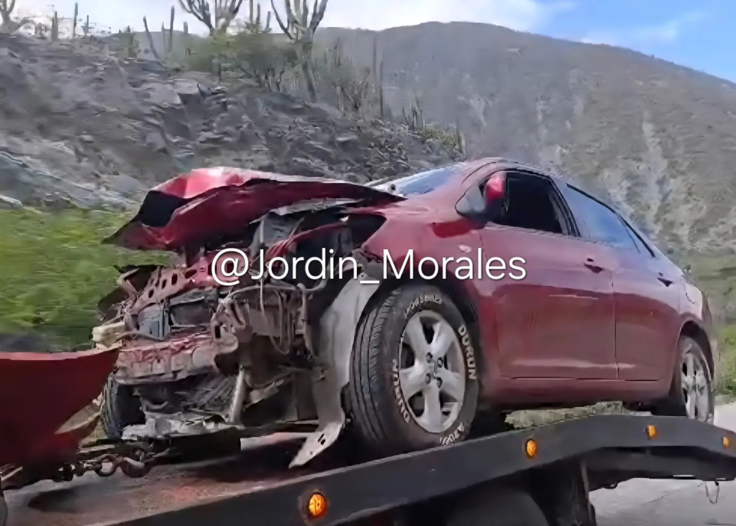 Diario Frontera, Frontera Digital,  Sucesos, ,Tres lesionados dejó colisión entre dos carros en La Variante