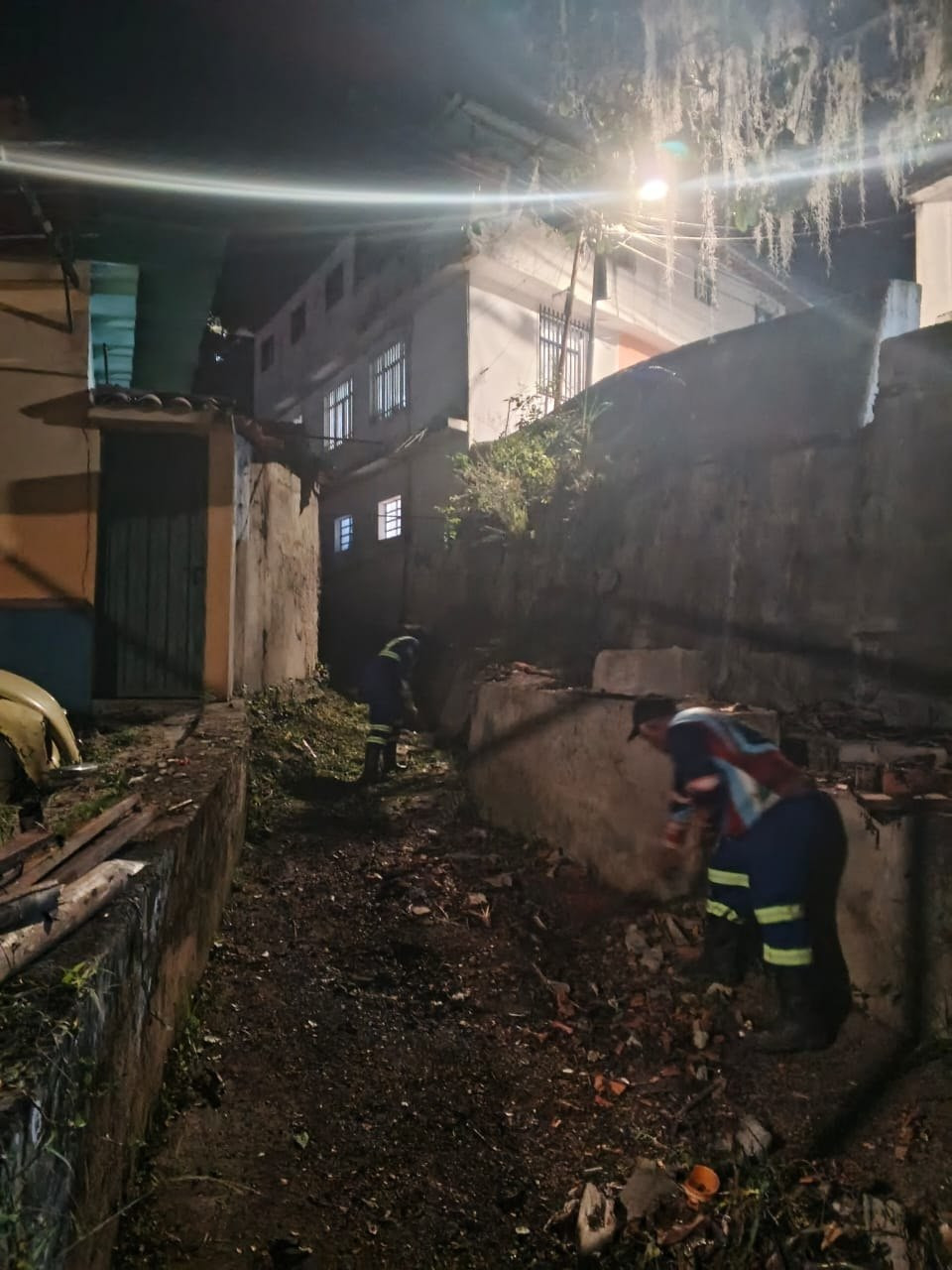 Diario Frontera, Frontera Digital,  Regionales, ,La edificación intervenida se encontraba ubicada de manera irregular sobre el embaulamiento de un curso de agua.,Alcaldía de Libertador demolió estructura ilegal 
sobre cauce de agua en Santa Ana