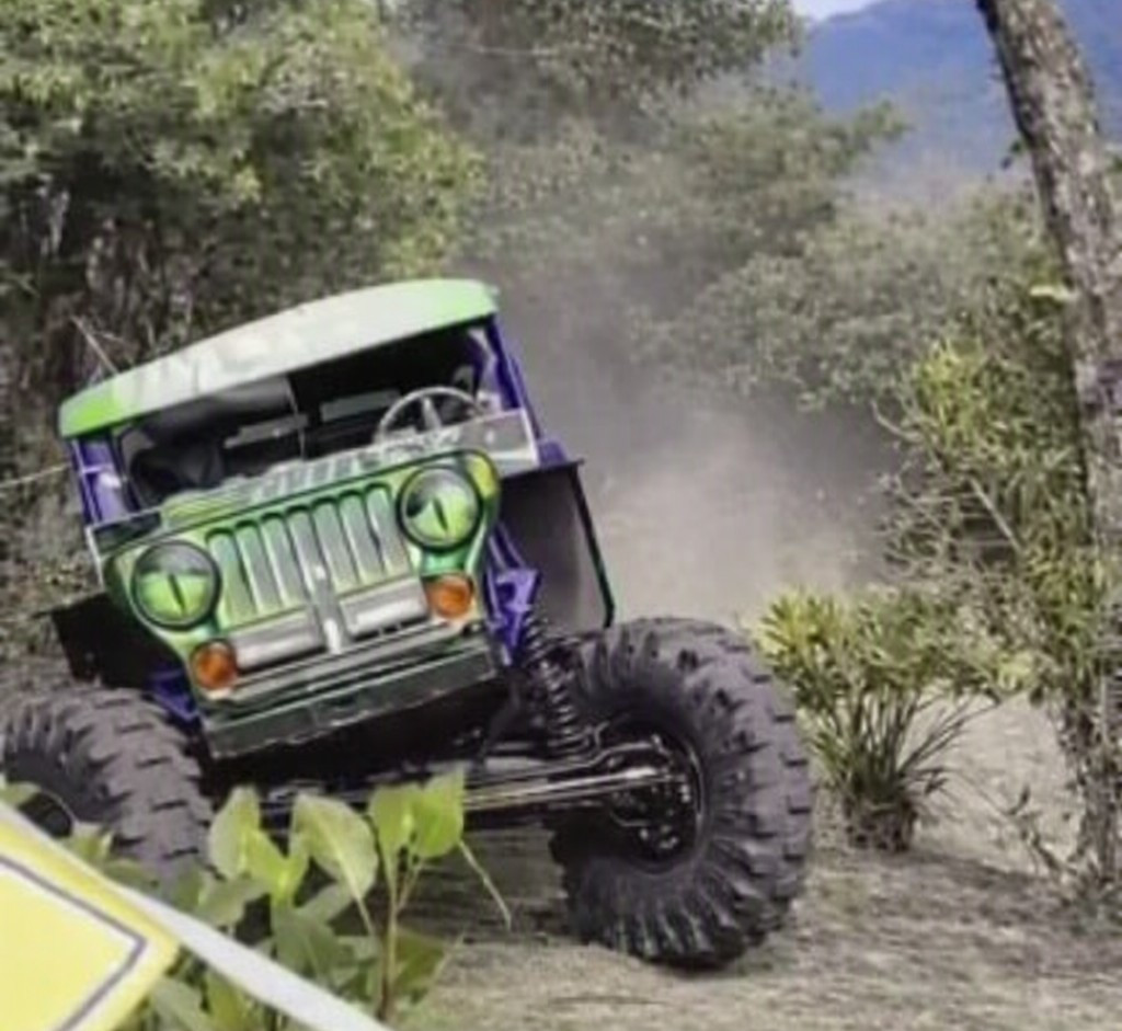 Diario Frontera, Frontera Digital,  Regionales, ,El también dirigente regional de Copei señaló que, a través de un video difundido en redes sociales, se observa con claridad cómo los vehículos 4x4 realizan giros y maniobras de velocidad sobre los taludes, arrasando con las plantas, levantando polvaredas sobre los pasillos peatonales y destruyendo brocales y escalinatas del complejo,Leg. Giovanny Marquina denuncia daños en el Parque de Exposiciones 
y sede del Fomdes tras evento de rally