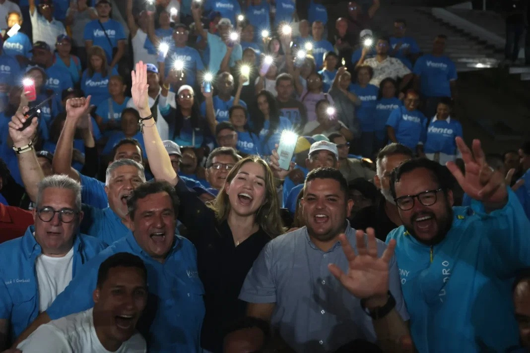Diario Frontera, Frontera Digital,  Politica, ,Claudia Macero regresa a Venezuela y pide permitir el retorno de María Corina Machado