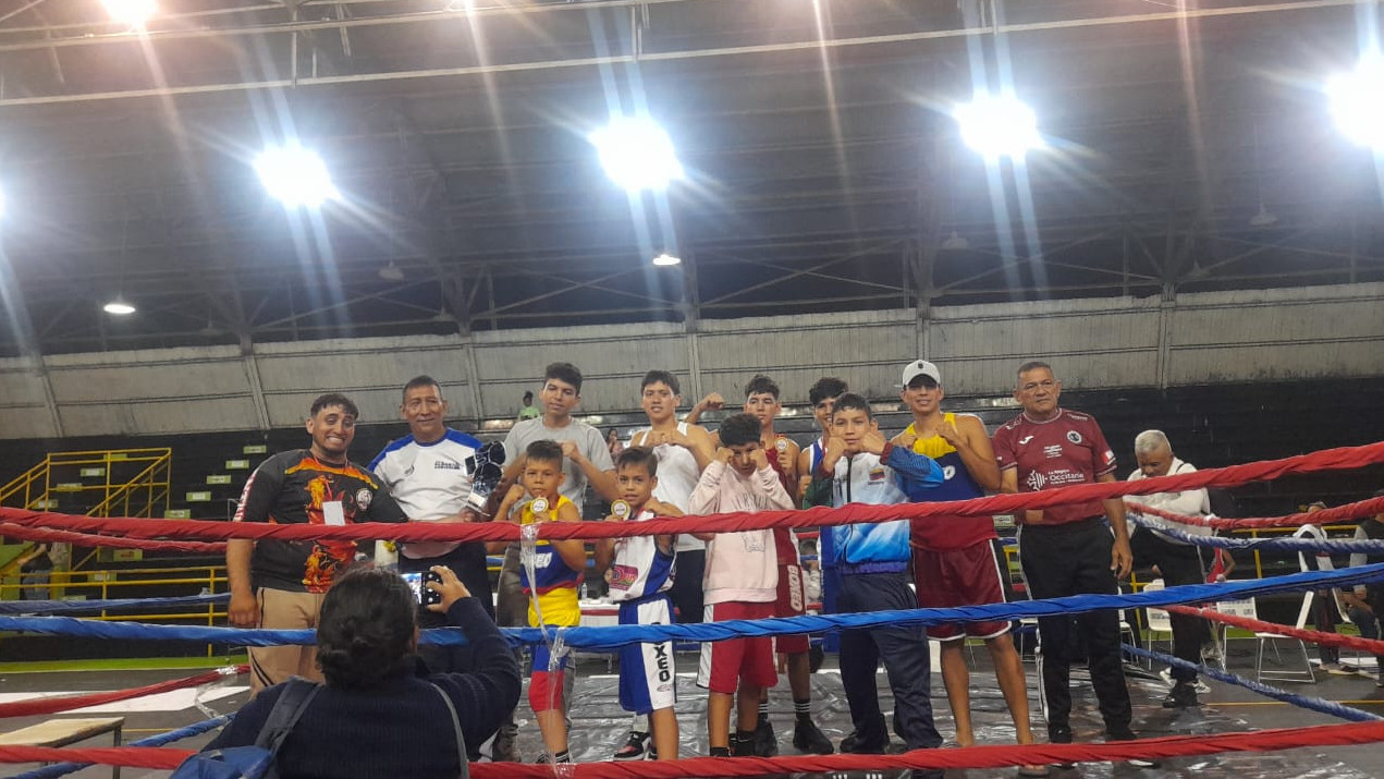 https://fronteradigital.com.ve/Club de Boxeo “Julio Hernández” de El Vigía 
ganó siete combates en Táchira