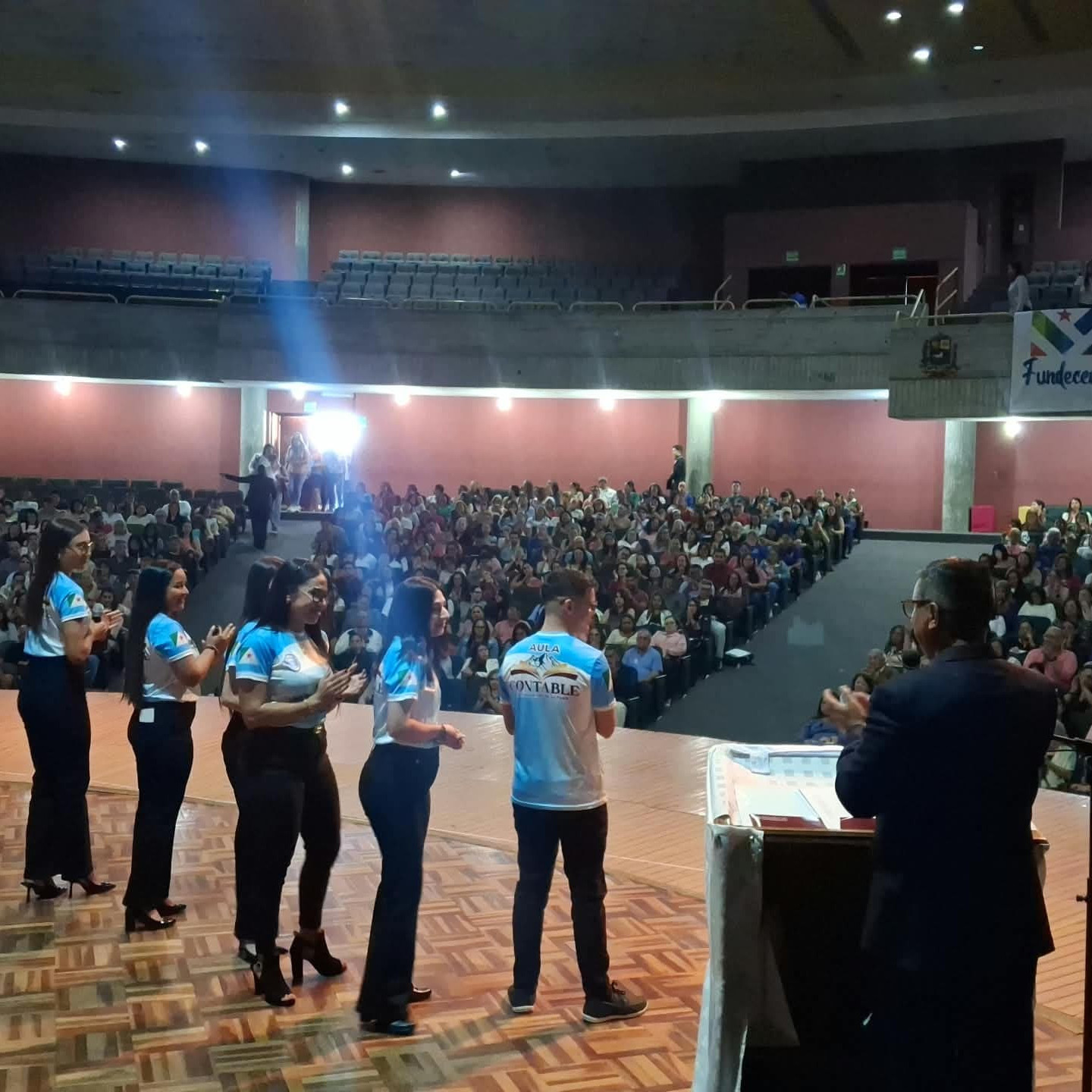 Frontera Digital,  Regionales,  Mérida | Novecientos cincuenta asistentes participaron en el conversatorio 
“El nuevo Seniat y el rol del Contador Público”