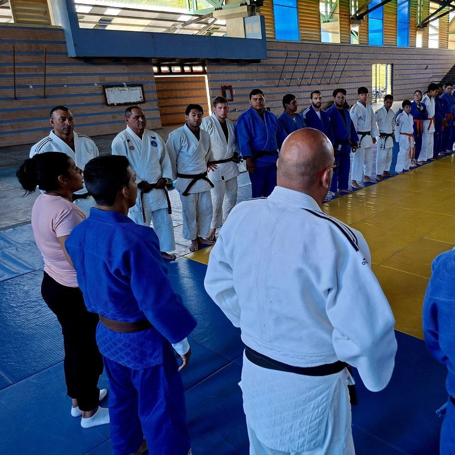 Frontera Digital,  Deportes,  ‎Complejo Deportivo Cinco Águilas Blancas de Mérida
recibirá campamento regional de judo