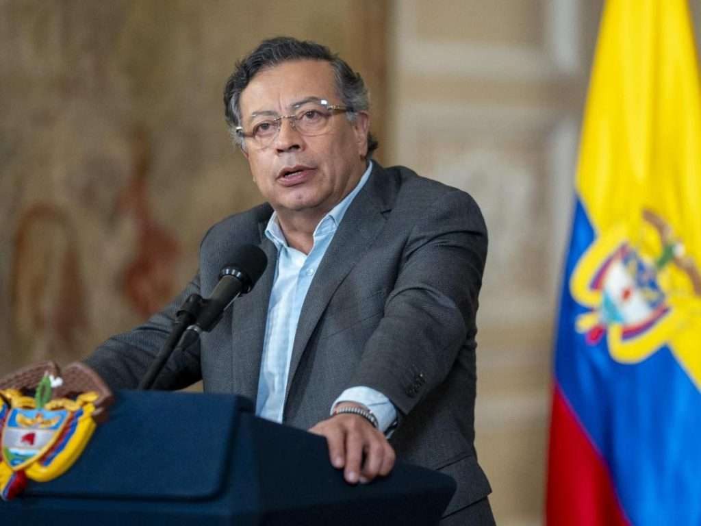 Diario Frontera, Frontera Digital,  Internacionales, ,Petro dispuesto a retomar armas para defender a Colombia tras amenaza de Trump