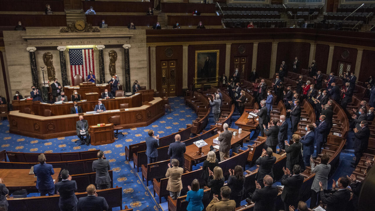 Diario Frontera, Frontera Digital,  Internacionales, ,Senado de EE. UU. frena a Trump y exige aval del Congreso para nuevas acciones militares en Venezuela