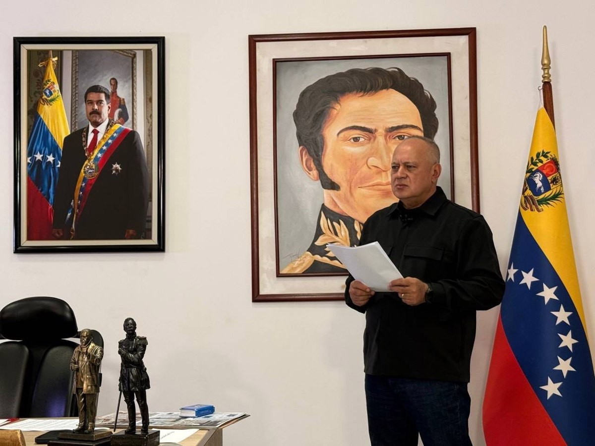Diario Frontera, Frontera Digital,  Nacionales, ,Cabello aseguró que en esa "cosa terrible" murieron "personas que nada tenían que ver en un conflicto" | EFE,Diosdado Cabello afirmó que hasta ahora son 100 
los fallecidos en el ataque de EE UU a Venezuela