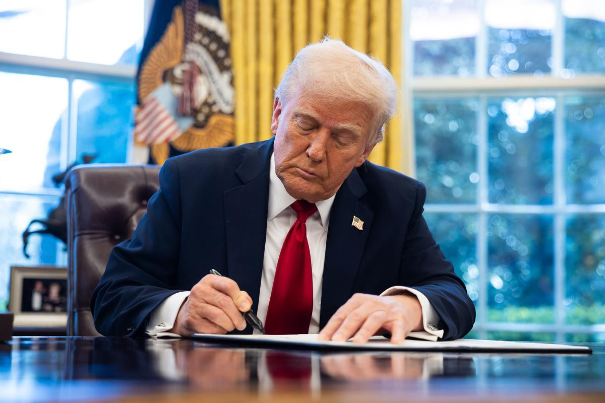 Diario Frontera, Frontera Digital,  Internacionales, ,Trump reúne a 17 petroleras estadounidenses para negociar sobre Venezuela: Chevron y Exxon Mobile asisten