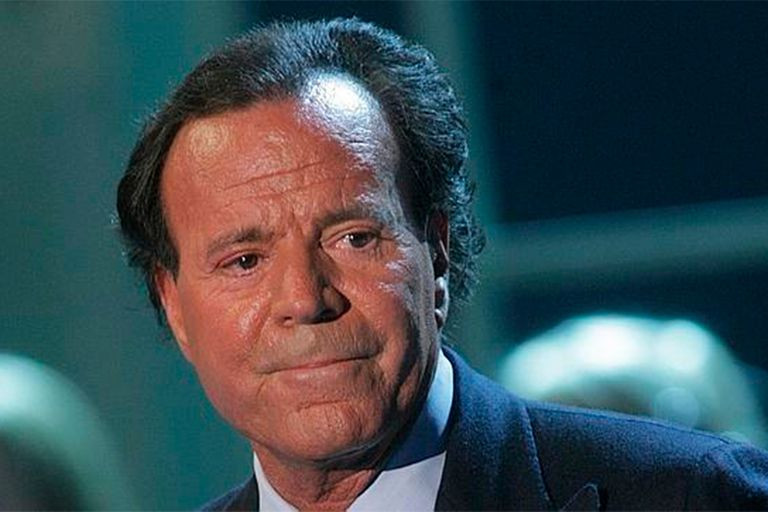 Diario Frontera, Frontera Digital,  Farándula, ,Dos extrabajadoras acusan a Julio Iglesias de agresiones sexuales