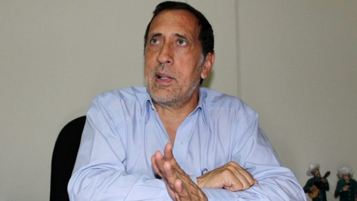 Diario Frontera, Frontera Digital,  Nacionales, ,El economista José Guerra critica el anuncio de Nicolás Maduro sobre un nuevo decreto de emergencia económica, argumentando que es innecesario e ineficaz, recordando la hiperinflación durante el decreto anterior y señalando que el gobierno ya tiene amplias facultades legales,José Guerra advierte que Venezuela está tocando la puerta de la hiperinflación nuevamente