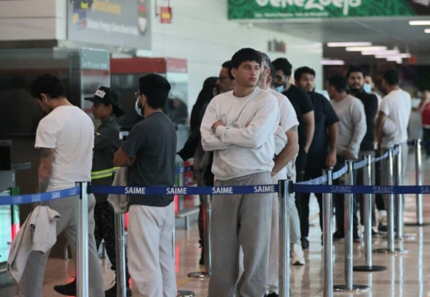 Diario Frontera, Frontera Digital,  Nacionales, ,Llegó a Venezuela el vuelo número 100 con 235 migrantes deportados de EE UU