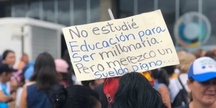 Diario Frontera, Frontera Digital,  Nacionales, ,Hasta $ 1,58 ganan profesores universitarios a pesar de “19 trimestres de crecimiento consecutivo” en Venezuela