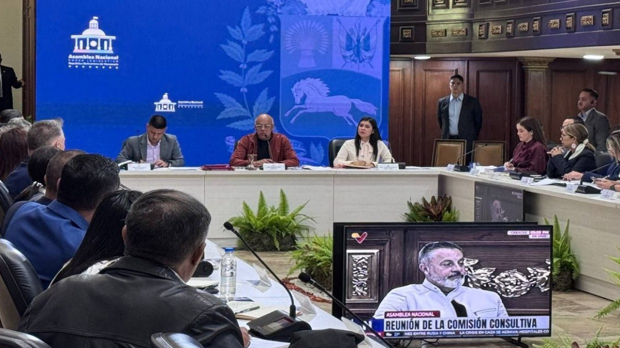 Diario Frontera, Frontera Digital,  Nacionales, ,Rodríguez recordó la vigencia de la Ley de Protección de los Derechos Socioeconómicos como herramienta fundamental para evitar distorsiones que afecten el bolsillo de los venezolanos.,Jorge Rodríguez destacó la recuperación del bolívar frente al llamado "dólar paralelo"