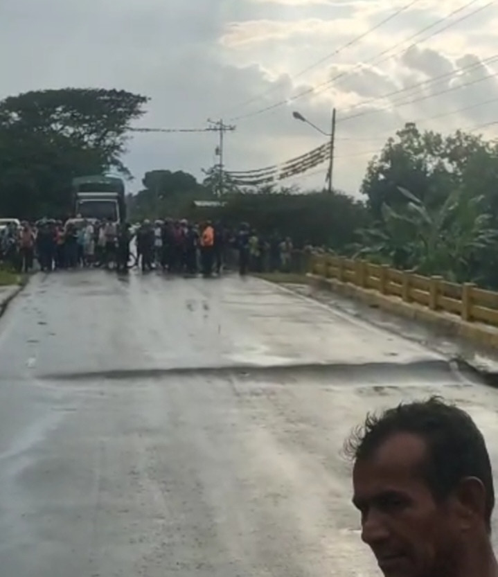 Diario Frontera, Frontera Digital,  El Vigía Panamericana, ,Restringido el paso por el puente sobre el río Arenoso tras fuertes precipitaciones en Mérida
