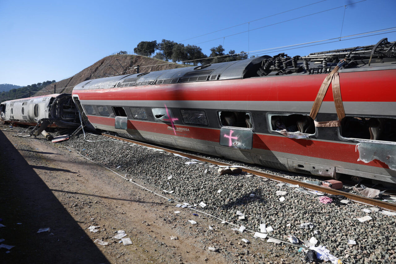 Diario Frontera, Frontera Digital,  Internacionales, ,Se elevan a 43 las víctimas por el accidente ferroviario del sur de España