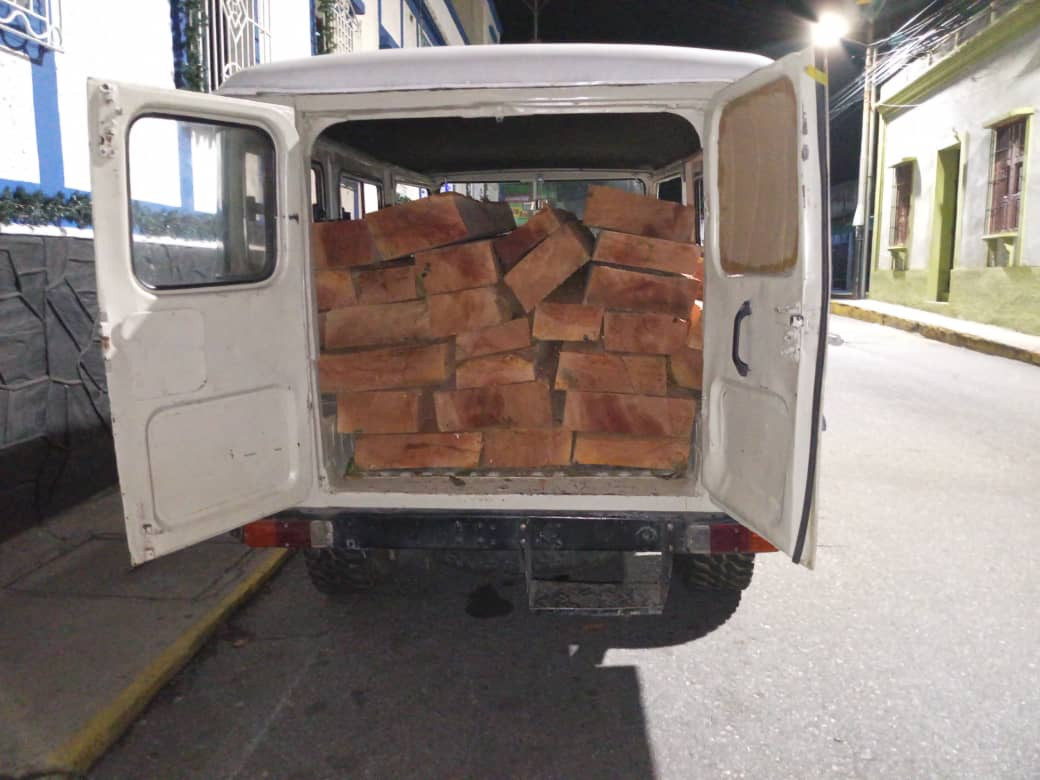 Diario Frontera, Frontera Digital,  Sucesos, ,Aprehendidos tres ciudadanos por presunto contrabando de madera en Tovar