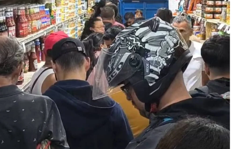 Diario Frontera, Frontera Digital,  Nacionales, ,Colas en supermercados, zozobra e incertidumbre: así está Venezuela ante ataque de EEUU