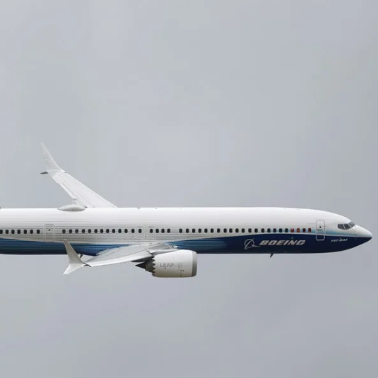 Diario Frontera, Frontera Digital,  Internacionales, ,EE UU prohíbe vuelos en el espacio aéreo venezolano por "amenazas inmediatas" tras escalada militar