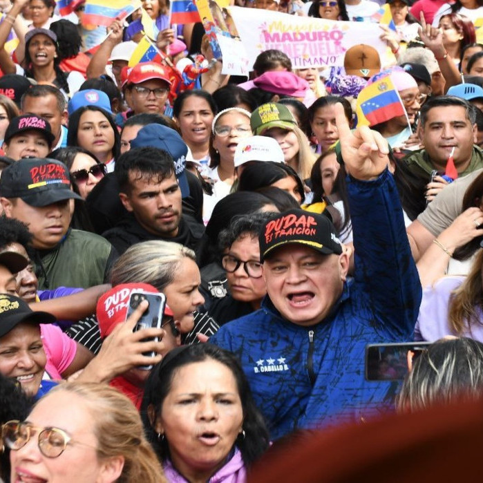 Diario Frontera, Frontera Digital,  Nacionales, ,"A Nicolás lo vamos a regresar": Diosdado Cabello lidera multitudinaria marcha de mujeres en apoyo al presidente Maduro y Cilia Flores