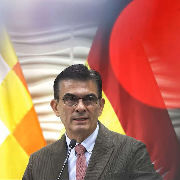 Diario Frontera, Frontera Digital,  Internacionales, ,El Gobierno de Rodrigo Paz anunció ajustes al decreto supremo 
en medio de bloqueos de la Central Obrera Boliviana