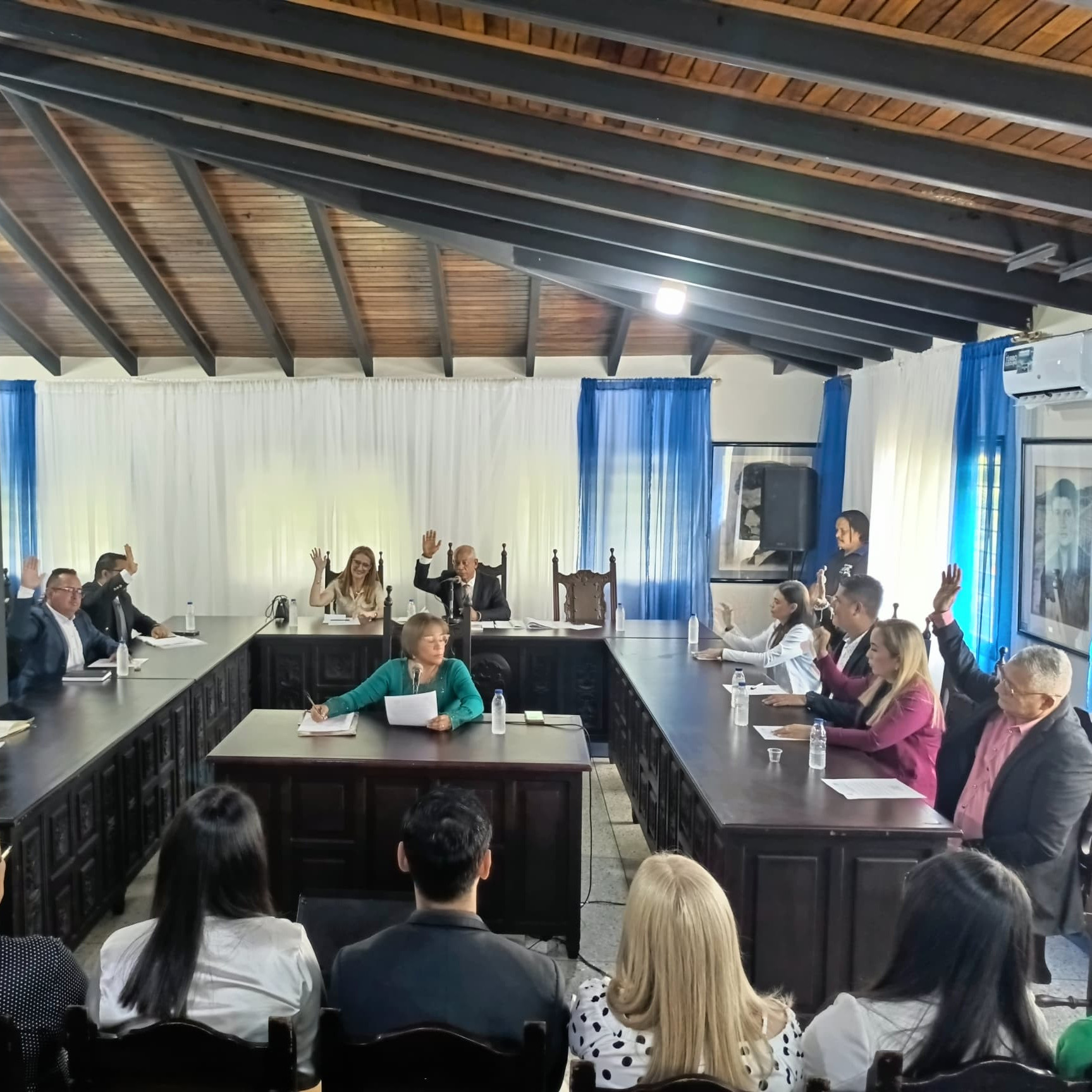 Diario Frontera, Frontera Digital,  El Vigía Panamericana, ,Concejo Municipal de Alberto Adriani acordó sesión especial para honrar a los educadores en su día